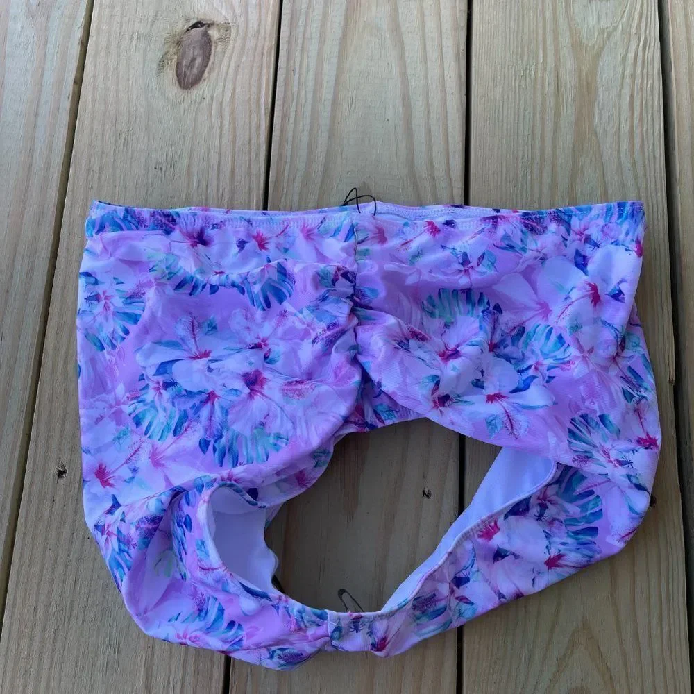 Nicole Miller Pink Floral Two-Piece Swim Set – Size Large (NWT)
